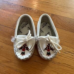 Teeny Tiny Minnetonka White Moccasins with Red & Black Beading